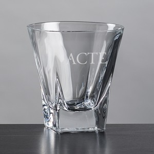 https://d2mc6m556yktpy.cloudfront.net/media/5fcca7f5-f79a-44c7-8000-0b81cc98025c/images/1500x1500/d926543b22fdc430d202de49f576b8d2.jpg